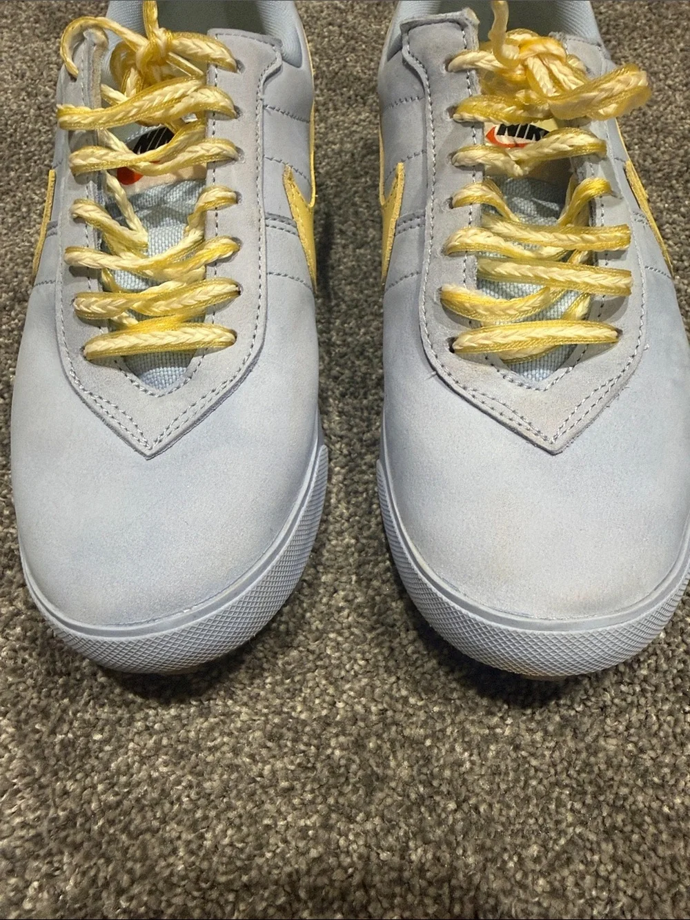 Nike Astrograbber Aluminum Soft Yellow Sneakers Size 5.5